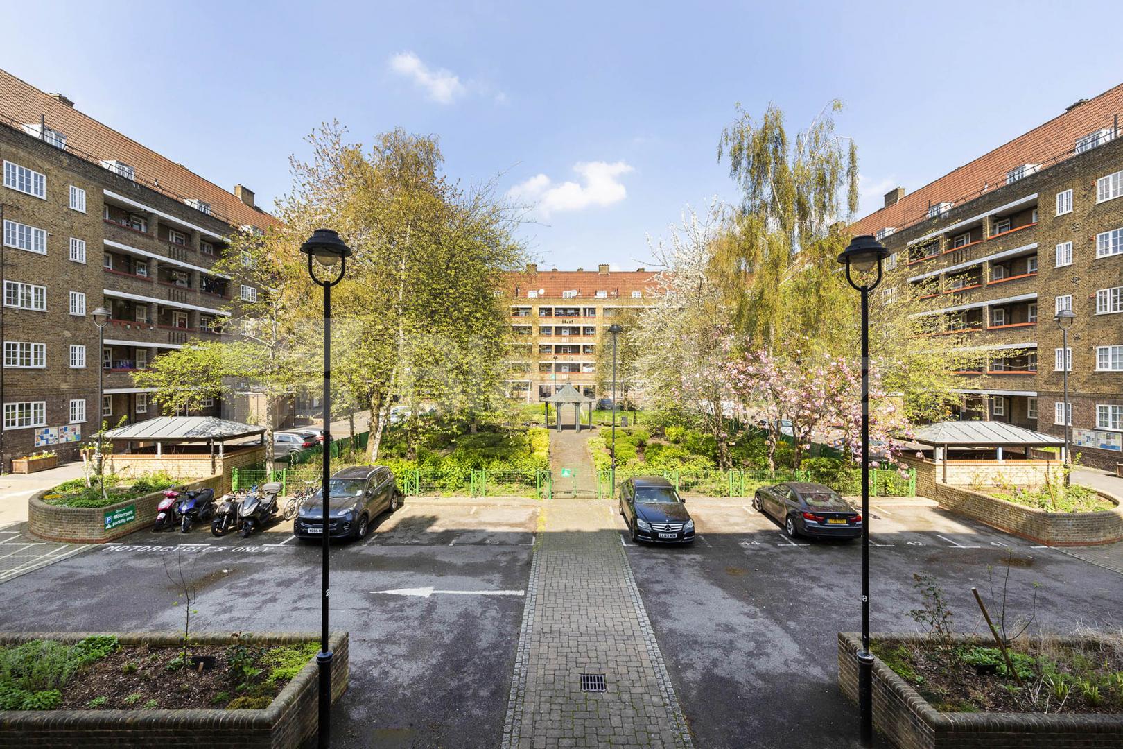 Newly refurbished one bed minutes to Euston, UCL and UCH Phoenix Road, Camden / Euston